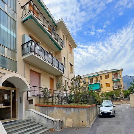 Casa Graziella - Town Center Боргетто-Санто-Спирито
